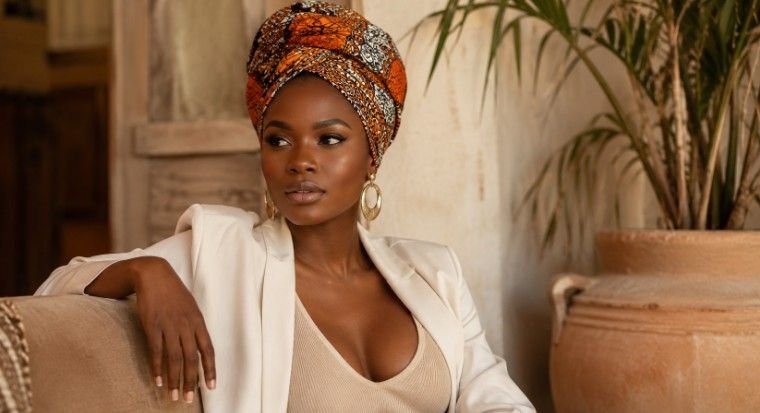 Bold Ways To Wear An African Print Ankara Head Wrap