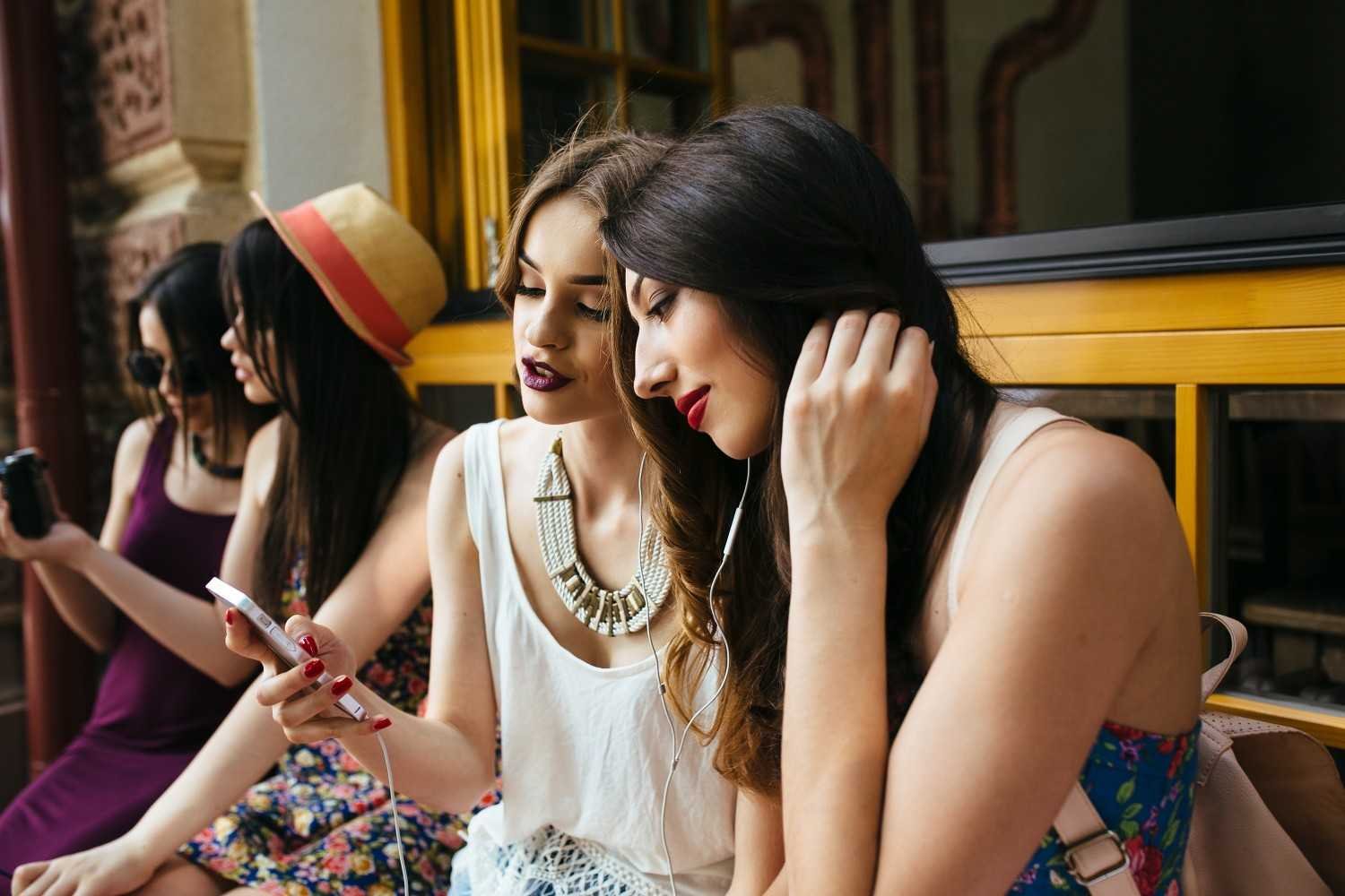 Best Affordable Gold Jewelry for Women USA: What to Buy First